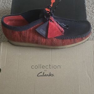 Wallabees By Clarks Red & Blue Soft Textured Moccasins Size 13